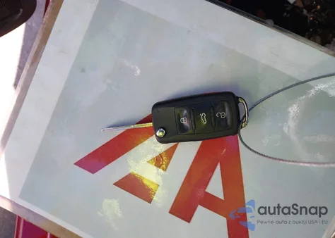 2012 Volkswagen Golf 2.5L 4-Door from USA, damaged, VIN WVWDB7AJ3CW330499